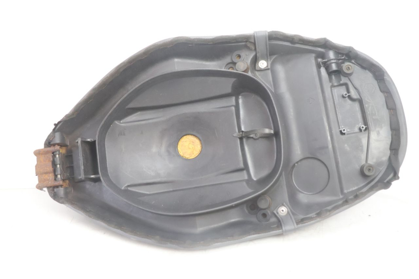 photo de SIEDZENIE PIAGGIO ZIP 4T 50 (2006 - 2017) - Zdjęcie dodatkowe