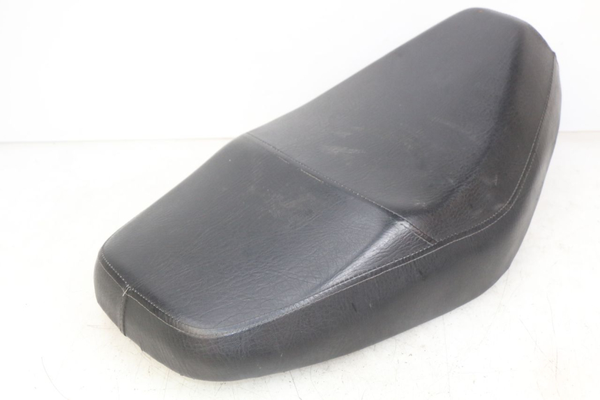 photo de SIEDZENIE UNIVERSAL BIKE ZN50QT-11B 50 (2018 - 2021) - Zbliżenie komponentów