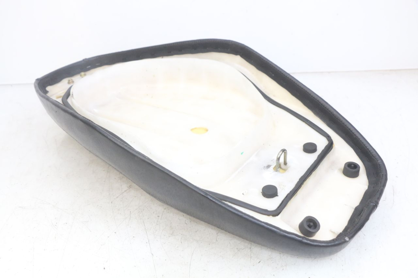 photo de SIEDZENIE UNIVERSAL BIKE ZN50QT-11B 50 (2018 - 2021) - Zoom stanu zużycia