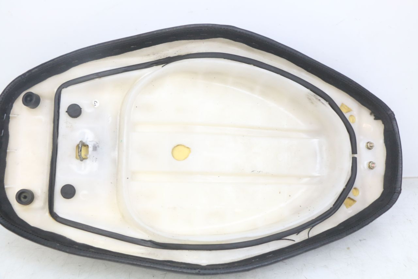 photo de SIEDZENIE UNIVERSAL BIKE ZN50QT-11B 50 (2018 - 2021) - Stan powierzchni