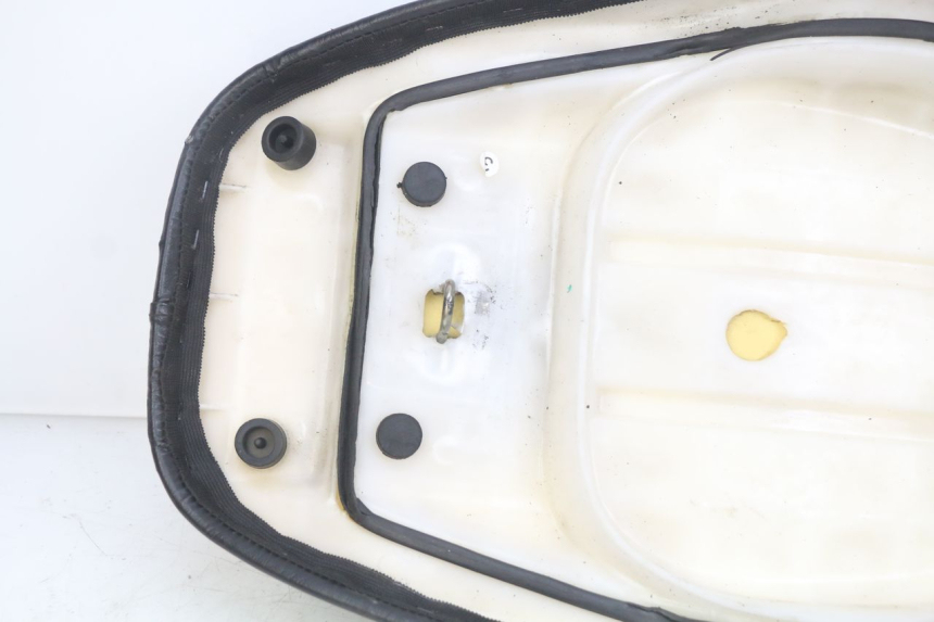 photo de SIEDZENIE UNIVERSAL BIKE ZN50QT-11B 50 (2018 - 2021) - Oznaczenia i referencje