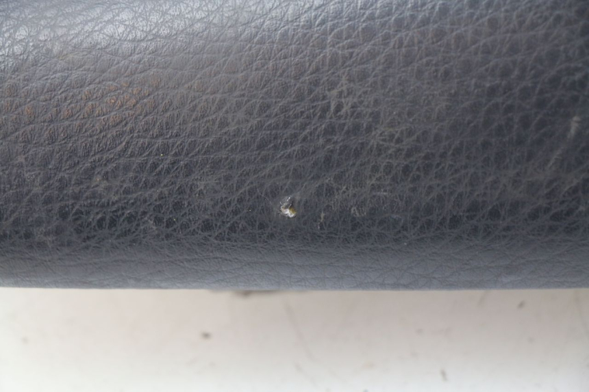 photo de SIEDZENIE KAWASAKI ZZR 600 (1995 - 2004) - Zoom stanu zużycia