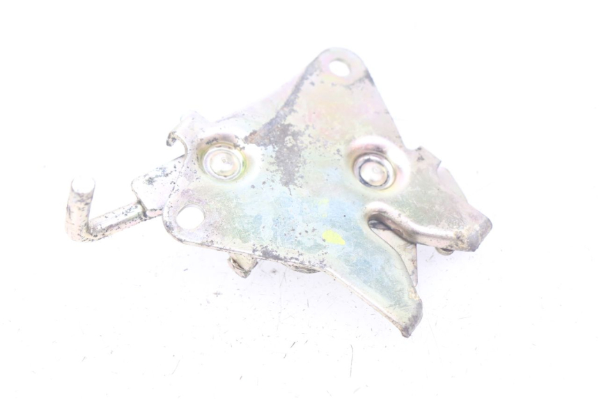 photo de ZAMEK SIEDZENIA HONDA CBR R 125 (2003 - 2006) - Zoom stanu zużycia