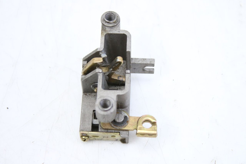 photo de ZAMEK SIEDZENIA JM MOTORS EVOLIS 4T 50 (2018 - 2022) - Zbliżenie techniczne