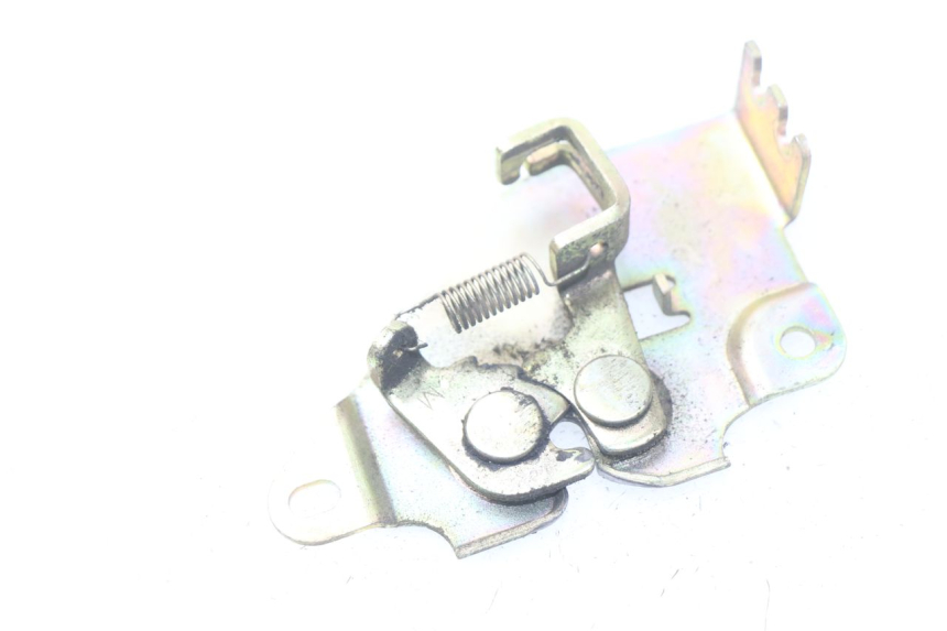 photo de ZAMEK SIEDZENIA SYM GTS EFI ABS 125 (2012 - 2016) - Szczegół części