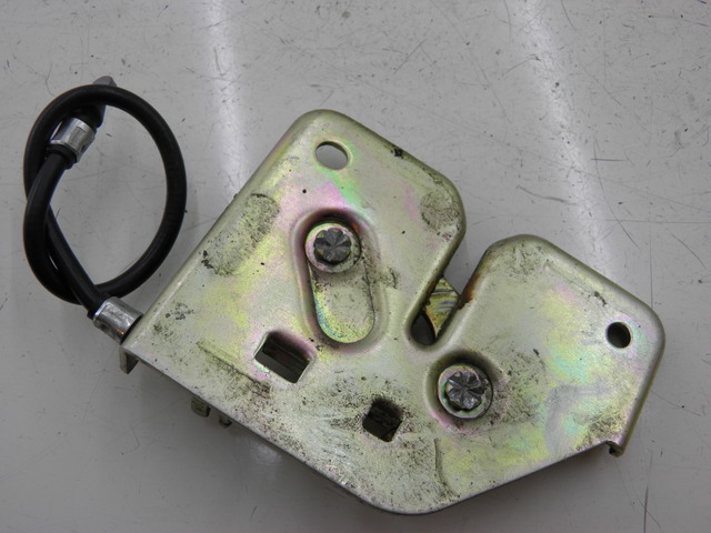 photo de ZAMEK SIEDZENIA KYMCO QUANNON NAKED 125 (2010) - Widok główny