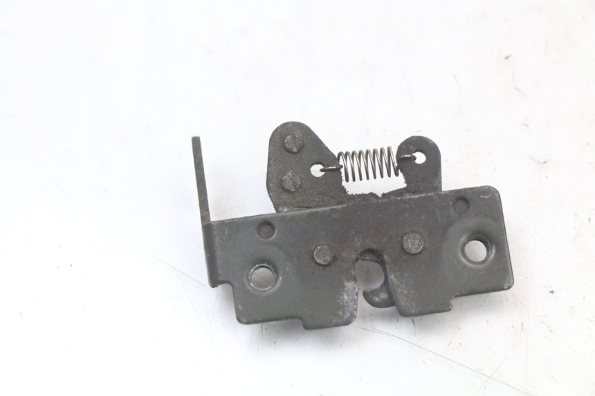 photo de ZAMEK SIEDZENIA PIAGGIO MP3 LT 400 (2007 - 2012) - Zoom stanu zużycia