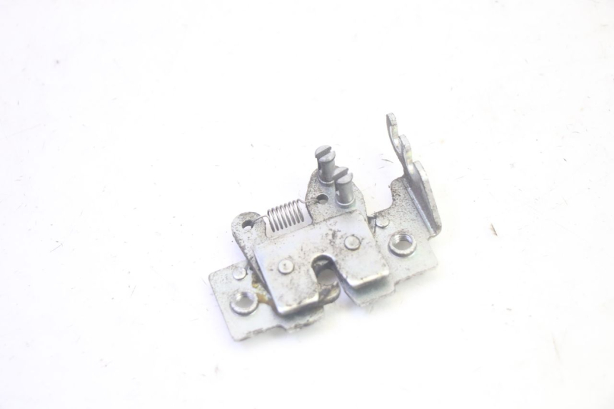 photo de ZAMEK SIEDZENIA PIAGGIO MP3 LT 400 (2007 - 2012) - Widok główny