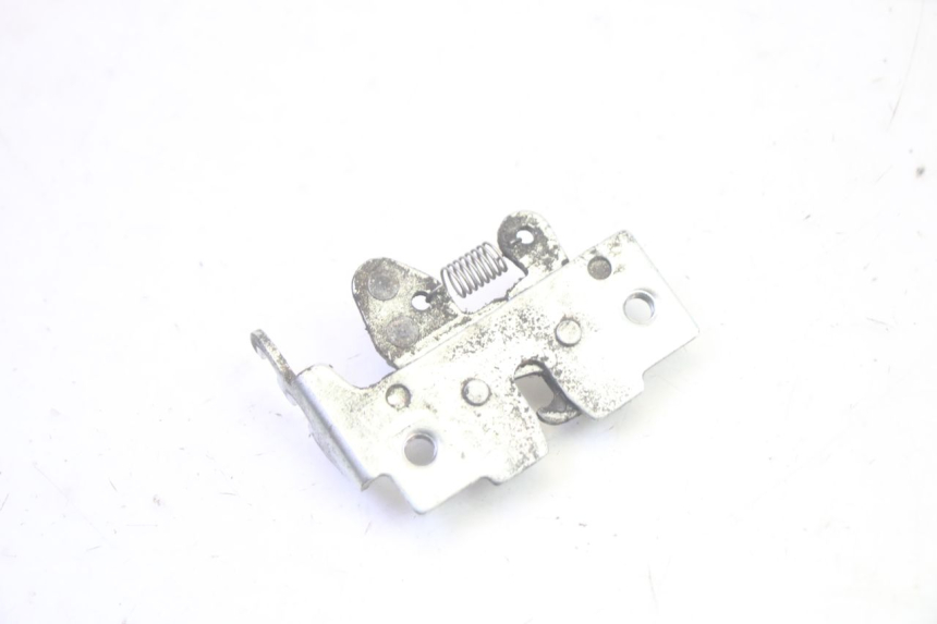 photo de ZAMEK SIEDZENIA PIAGGIO MP3 LT 400 (2007 - 2012) - Zoom stanu zużycia