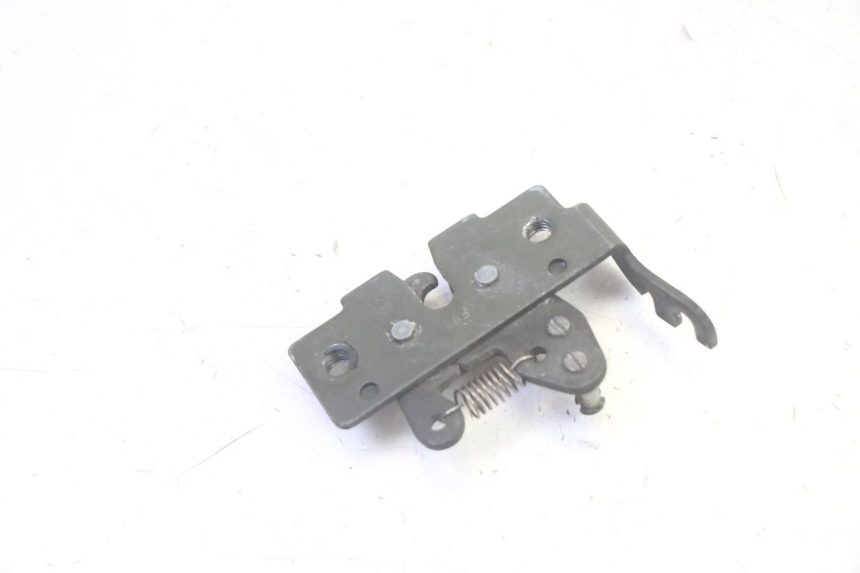 photo de  PIAGGIO MP3 RL 250 (2006 - 2010) - Inny kąt widzenia