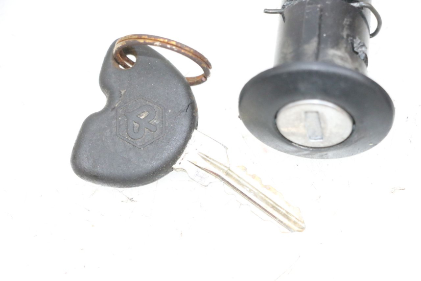 photo de  PIAGGIO NEW TYPHOON 50 (2018 - 2021) - Zbliżenie techniczne