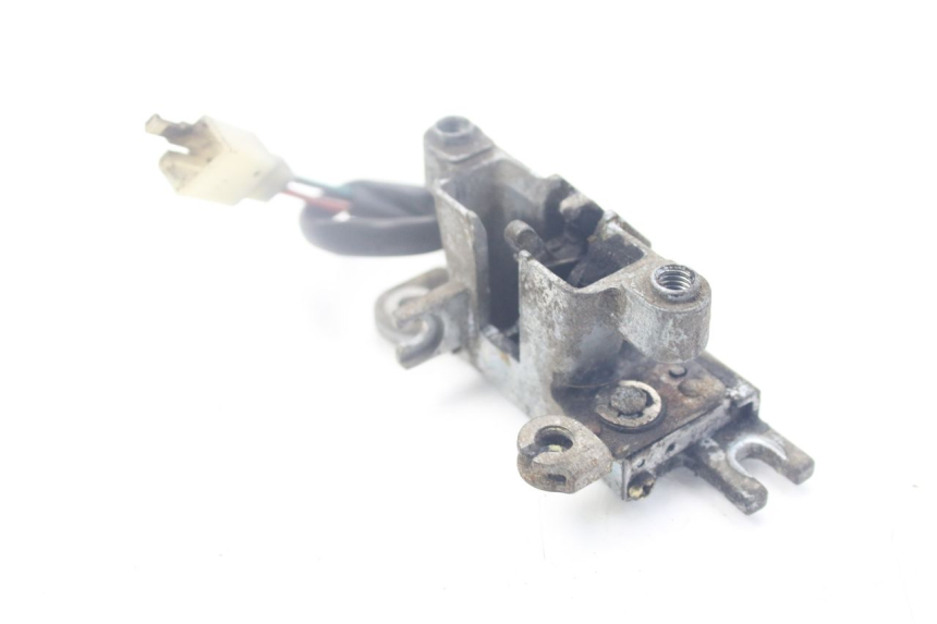 photo de ZAMEK SIEDZENIA KYMCO PEOPLE 250 (2004 - 2008) - Szczegół części