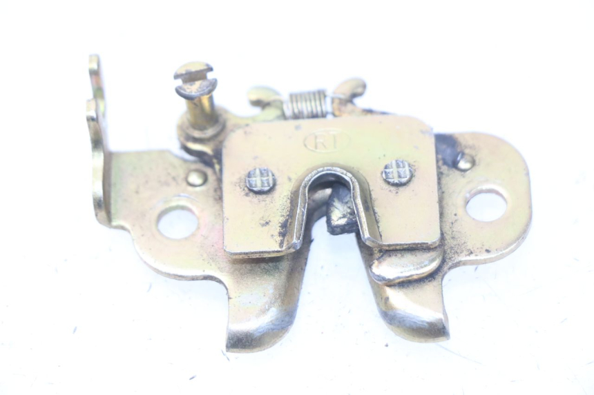 photo de ZAMEK SIEDZENIA PEUGEOT STREETZONE 2T 50 (2014 - 2019) - Widok główny