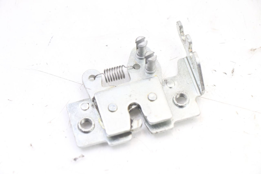 photo de ZAMEK SIEDZENIA PIAGGIO XEVO - X EVO 125 (2007 - 2017) - Widok główny