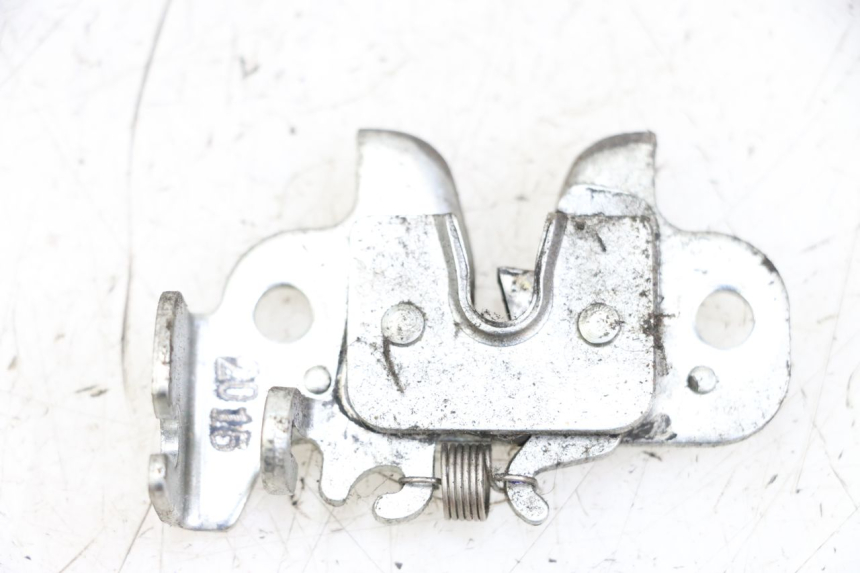 photo de Zamek siedzenia SUZUKI ADDRESS 110 (2015 - 2020) - Widok główny