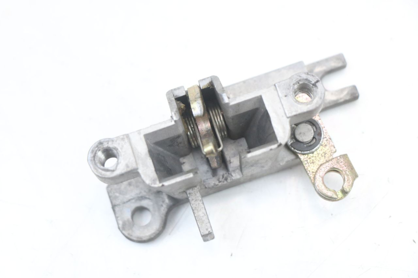 photo de ZAMEK SIEDZENIA KYMCO AGILITY 4T 50 (2018 - 2022) - Zoom stanu zużycia