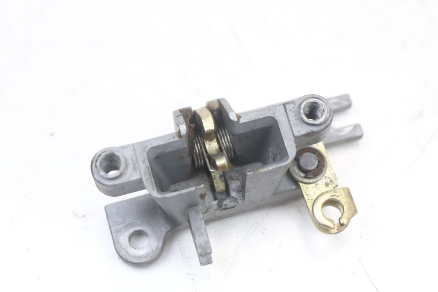 photo de ZAMEK SIEDZENIA KYMCO AGILITY 4T 50 (2005 - 2018) - Zoom stanu zużycia