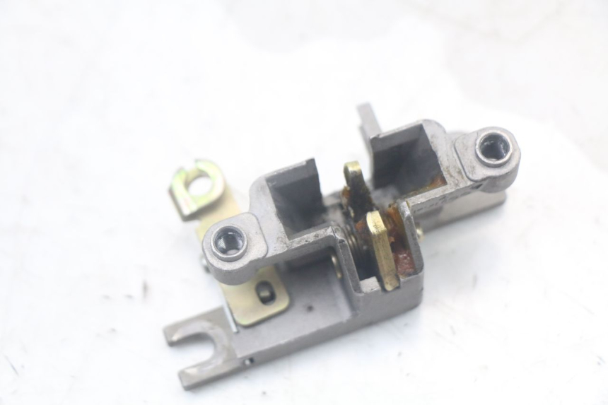 photo de ZAMEK SIEDZENIA KYMCO AGILITY 4T 50 (2018 - 2022) - Zoom stanu zużycia