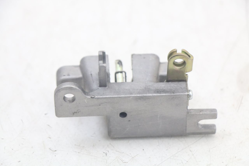 photo de ZAMEK SIEDZENIA KYMCO AGILITY 4T 50 (2018 - 2022) - Inny kąt widzenia