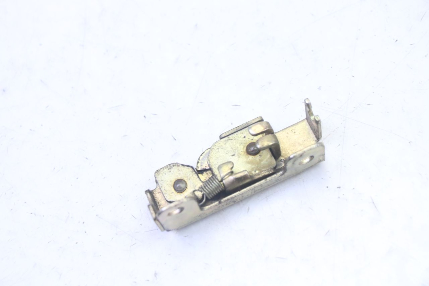 photo de ZAMEK SIEDZENIA KYMCO AGILITY NAKED RENOUVO 2T 50 (2011 - 2018) - Szczegół części