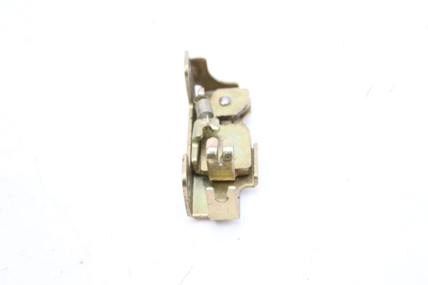 photo de Zamek siedzenia KYMCO AGILITY NAKED RENOUVO 4T 50 (2018 - 2020) - Zoom stanu zużycia