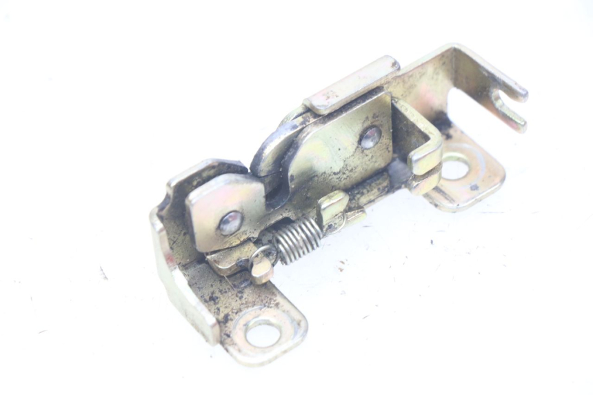 photo de Zamek siedzenia KYMCO AGILITY RS 2T 50 (2009 - 2013) - Szczegół części