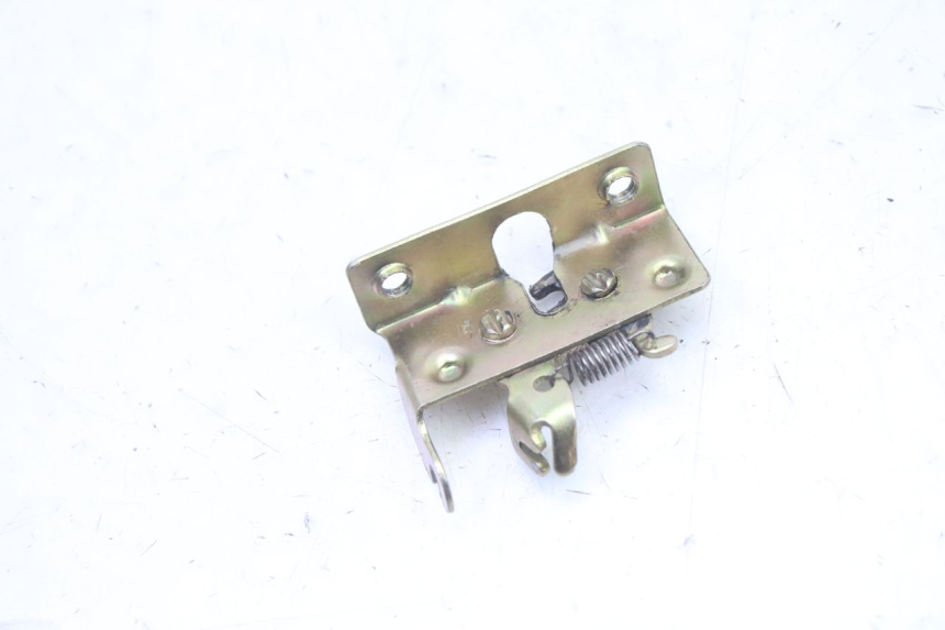 photo de Zamek siedzenia MOTRON BREEZY 4T 50 (2021 - 2025) - Szczegół części