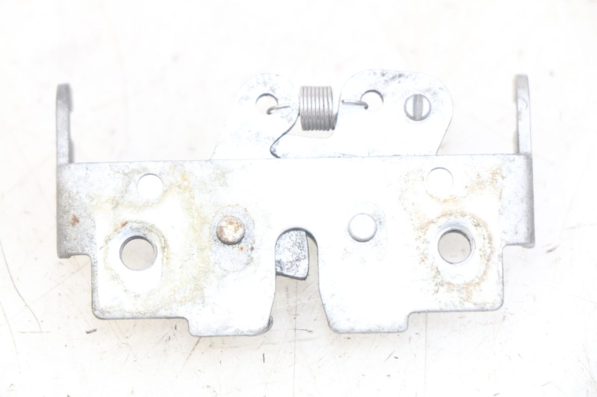 photo de ZAMEK SIEDZENIA BMW C1 125 (2000 - 2003) - Zoom stanu zużycia