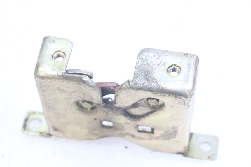 photo de ZAMEK SIEDZENIA TGB CITY 2 50 (2009 - 2013) - Zoom stanu zużycia