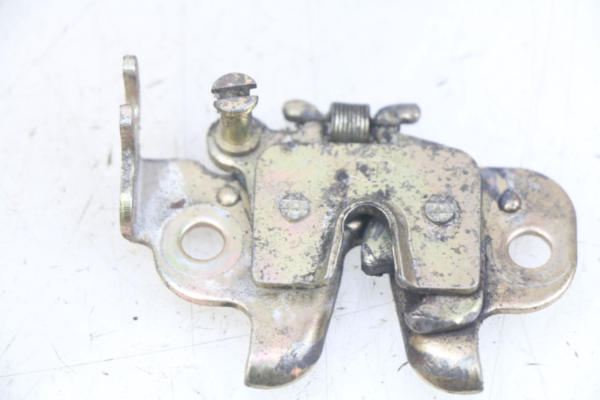 photo de Zamek siedzenia PEUGEOT CITYSTAR 125 (2011 - 2017) - Widok główny