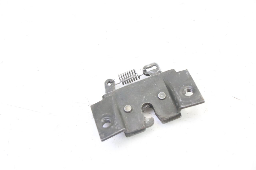 photo de ZAMEK SIEDZENIA APRILIA CLASSIC 125 (1995 - 2001) - Zoom stanu zużycia