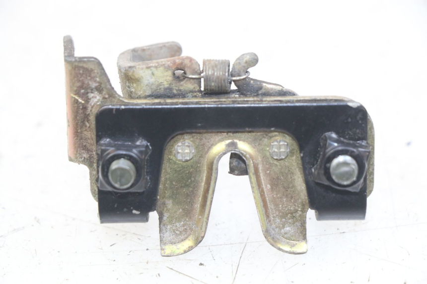 photo de Zamek siedzenia SYM CROX 4T 50 (2016 - 2023) - Inny kąt widzenia