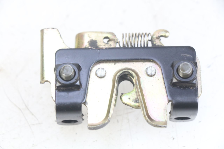 photo de Zamek siedzenia SYM CROX 4T 50 (2016 - 2023) - Szczegół części