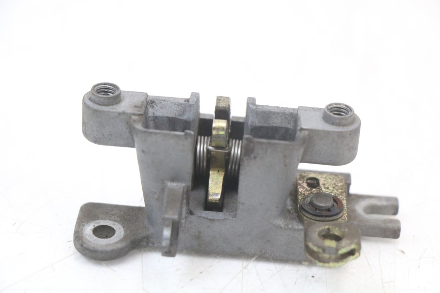 photo de Zamek siedzenia KYMCO DINK 4T 50 (2007 - 2018) - Szczegół części