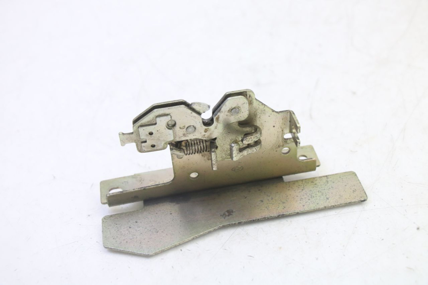 photo de Zamek siedzenia KYMCO DINK STREET 125 (2009 - 2014) - Widok główny