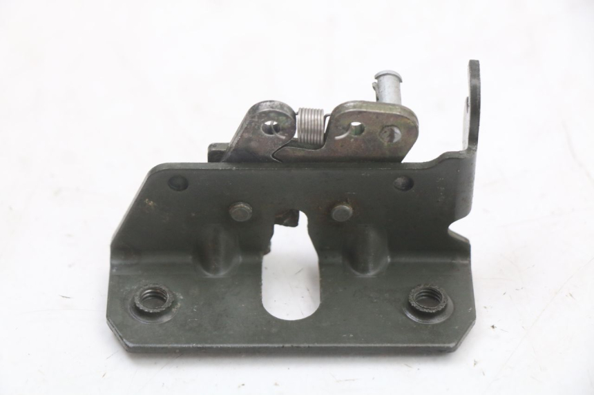 photo de Zamek siedzenia GILERA DNA 50 (2000 - 2007) - Inny kąt widzenia