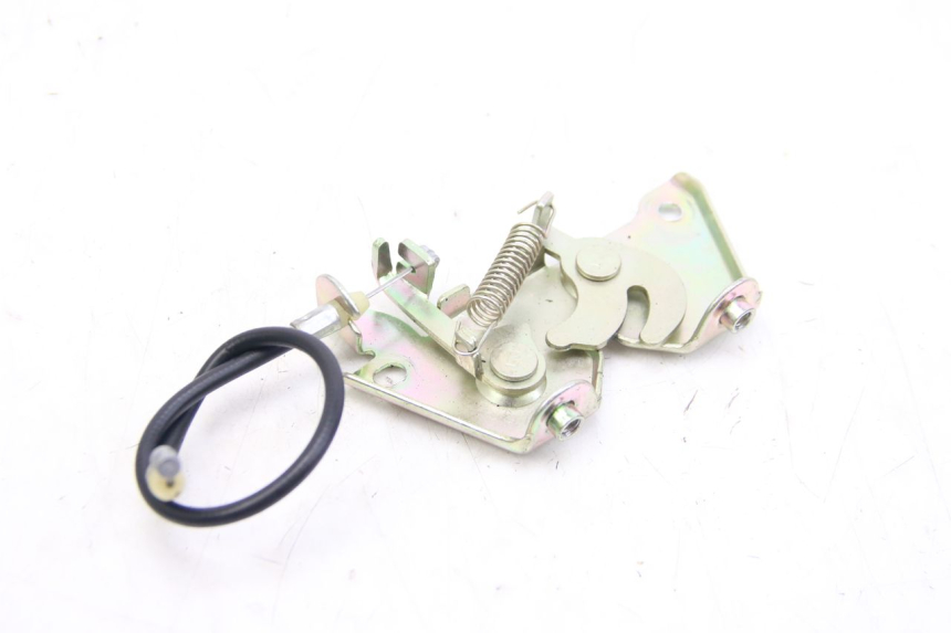 photo de Zamek siedzenia EFUN E2GO 1 (2017 - 2021) - Zoom stanu zużycia