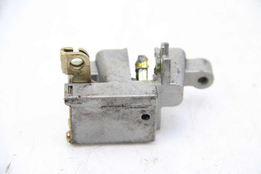 photo de Zamek siedzenia JM MOTORS EVOLIS 4T 50 (2018 - 2022) - Zoom stanu zużycia