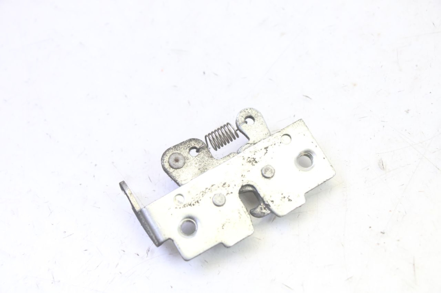 photo de ZAMEK SIEDZENIA HONDA FES S-WING SWING ABS 125 (2007 - 2015) - Zoom stanu zużycia