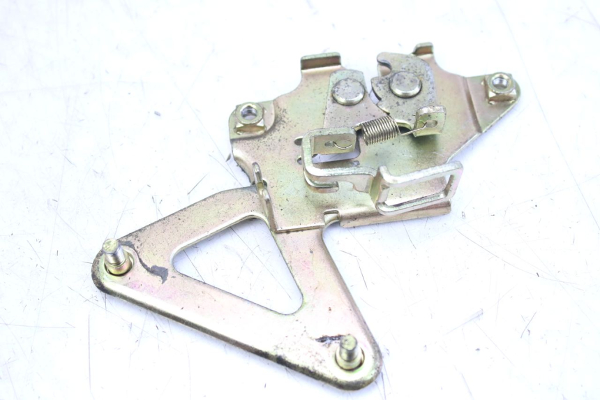 photo de Zamek siedzenia SYM FIDDLE 3 III 125 (2014 - 2020) - Inny kąt widzenia