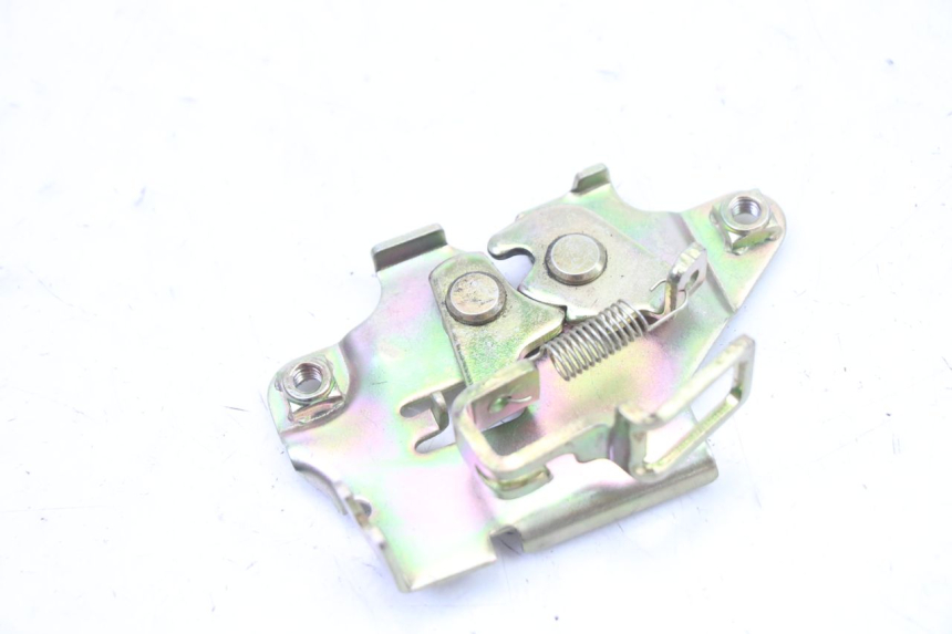 photo de Zamek siedzenia SYM FIDDLE 3 III 50 (2014 - 2020) - Szczegół części