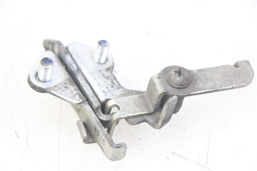 photo de ZAMEK SIEDZENIA YAMAHA FJR ABS 1300 (2006 - 2012) - Zoom stanu zużycia