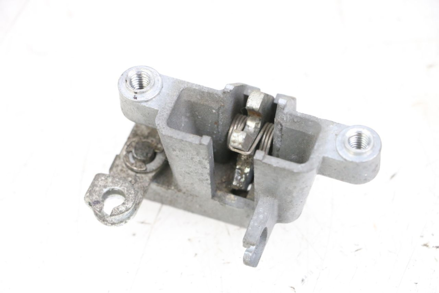 photo de Zamek siedzenia MBK FLAME X 125 (2007 - 2016) - Inny kąt widzenia