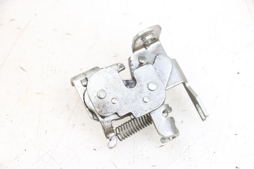 photo de Zamek siedzenia MBK FLIPPER 115 (2013 - 2017) - Szczegół części