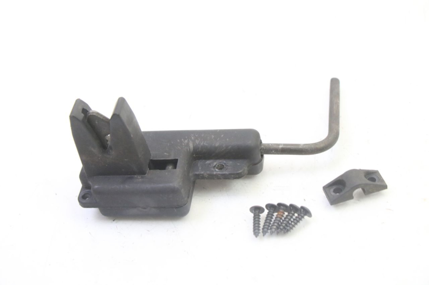 photo de Zamek siedzenia PIAGGIO FLY 2T 50 (2004 - 2017) - Widok główny