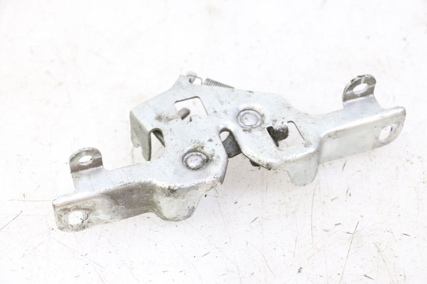 photo de ZAMEK SIEDZENIA HONDA FORZA ABS 300 (2013 - 2017) - Szczegół części