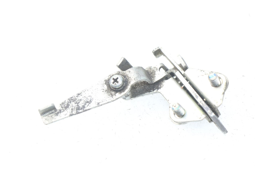 photo de Zamek siedzenia YAMAHA FZ8 800 (2010 - 2016) - Szczegół części