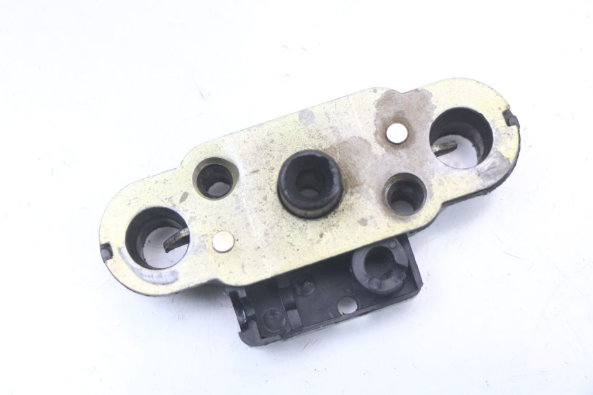 photo de Zamek siedzenia HYOSUNG GF 125 (2001 - 2005) - Widok główny