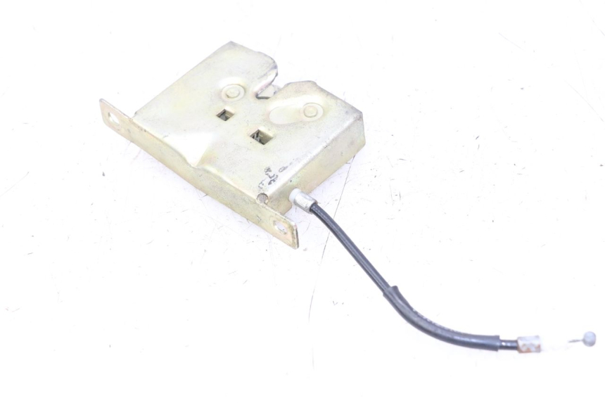 photo de Zamek siedzenia GOES WIKI 125 (2010 - 2015) - Szczegół części