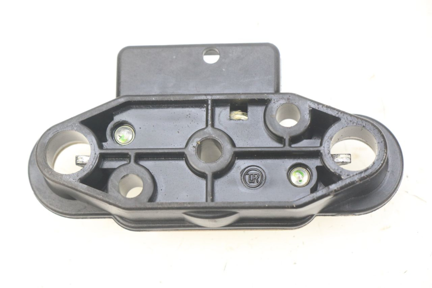 photo de ZAMEK SIEDZENIA SUZUKI GSF N BANDIT 600 (2000 - 2004) - Szczegół części